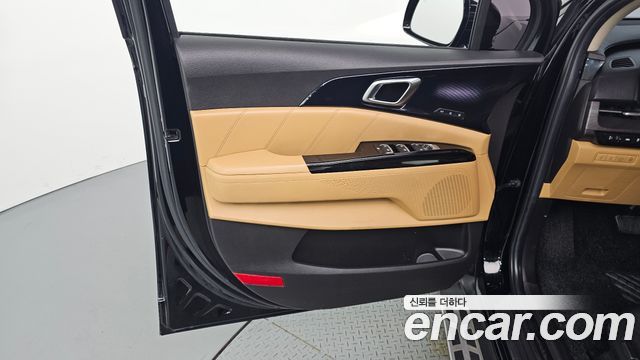 Kia Canival 2021 — photo 13