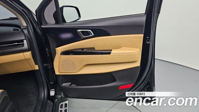 Kia Canival 2021 — photo 14