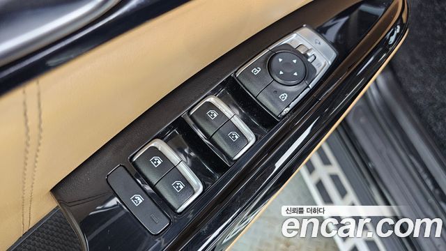 Kia Canival 2021 — photo 27
