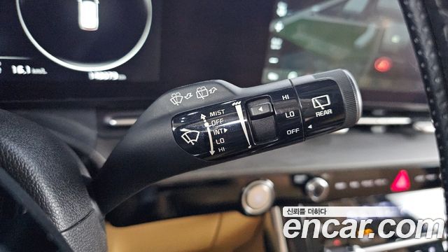 Kia Canival 2021 — photo 31