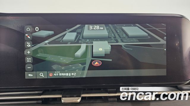 Kia Canival 2021 — photo 32