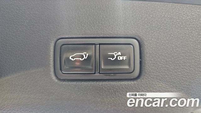 Kia Canival 2021 — photo 36
