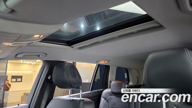 Mercedes-Benz GL-Class 2016 — photo 18