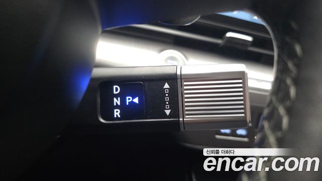 Hyundai Kona 2023 — photo 12