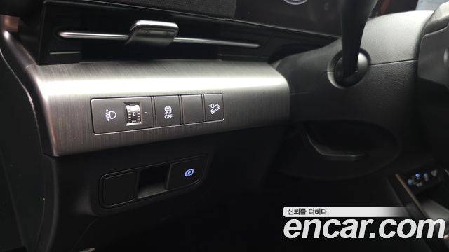 Hyundai Kona 2023 — photo 27