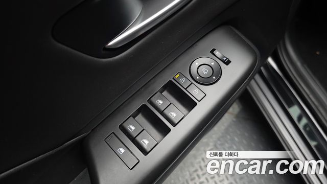 Hyundai Kona 2023 — photo 28