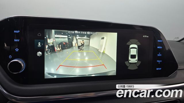 Hyundai Sonata 2022 — photo 16