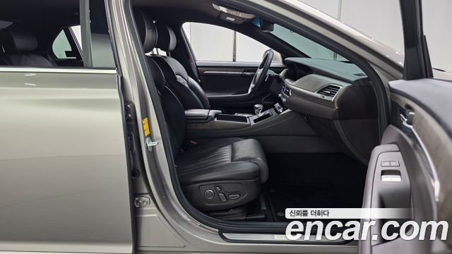 Genesis G90 2019 — photo 11
