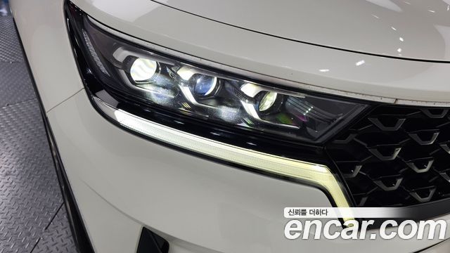 Kia Sorento 2023 — photo 8