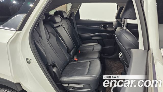 Kia Sorento 2023 — photo 16