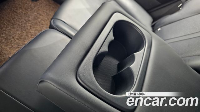 Kia Sorento 2023 — photo 33