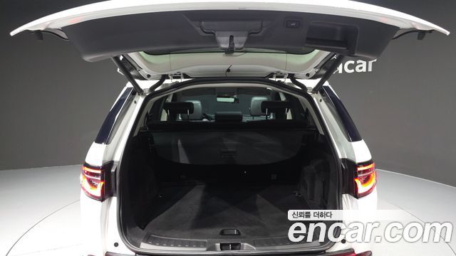 Land Rover Discovery Sport 2020 — photo 20