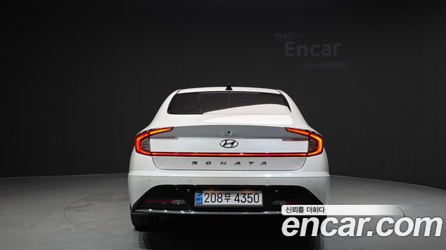 Hyundai Sonata 2022 — photo 4