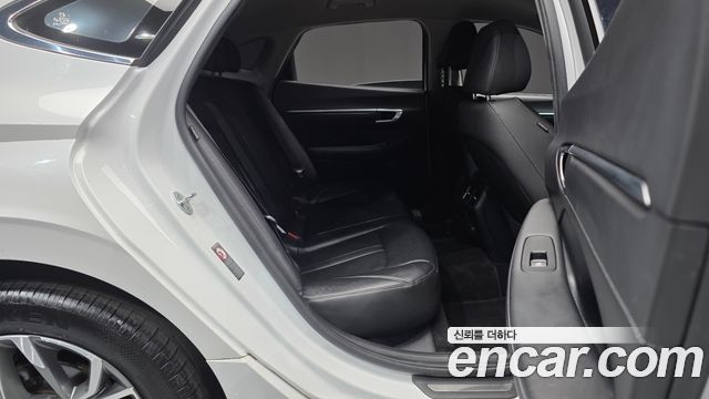 Hyundai Sonata 2022 — photo 12