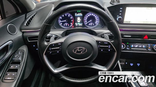 Hyundai Sonata 2022 — photo 13