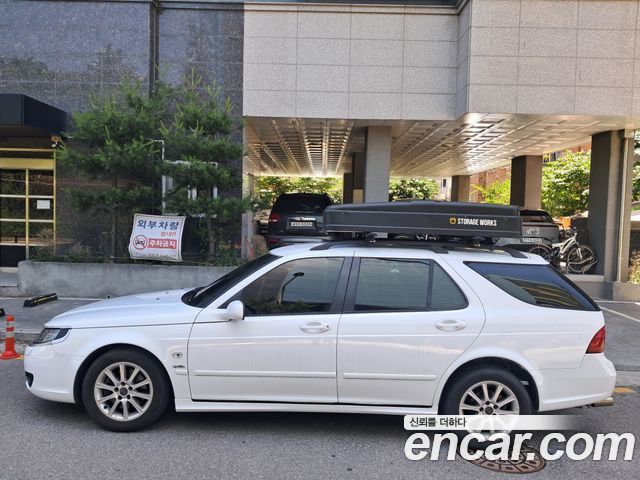 Saab 9-5 2010 — photo 4