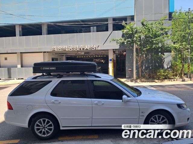Saab 9-5 2010 — photo 5