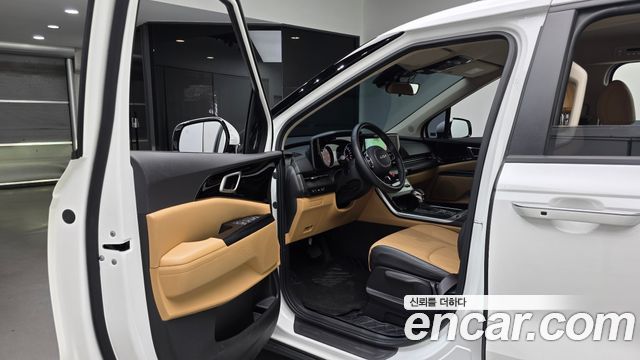 Kia Canival 2023 — photo 13