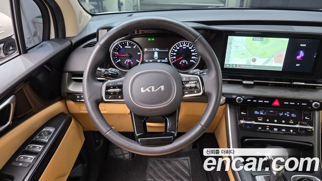 Kia Canival 2023 — photo 19