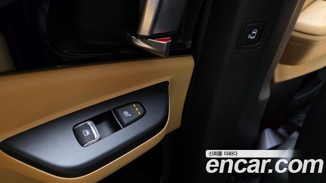 Kia Canival 2023 — photo 31