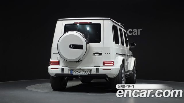 Mercedes-Benz G-Class 2025 — photo 4