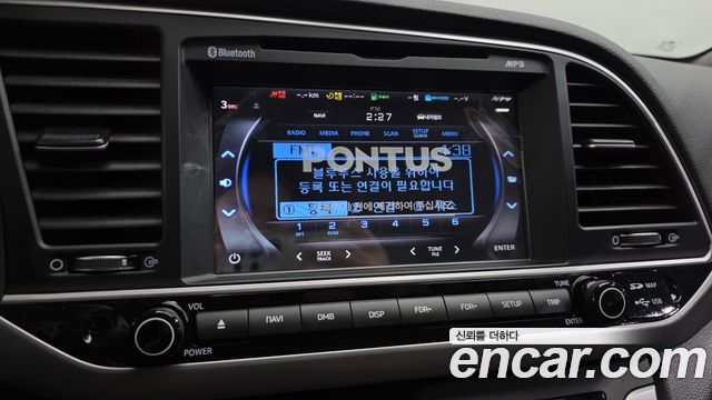 Hyundai AVANTE 2018 — photo 22