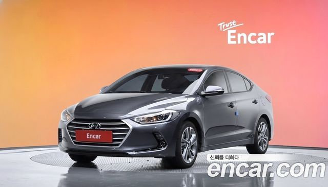 Hyundai AVANTE 2018 — photo 1