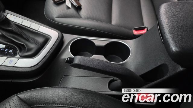 Hyundai AVANTE 2018 — photo 29