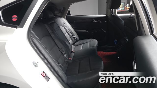 Kia K7 2020 — photo 18