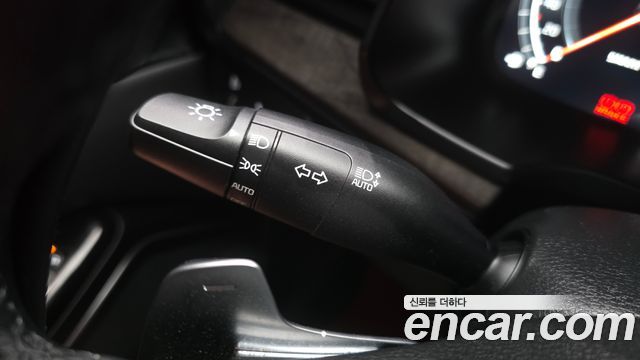Kia K7 2020 — photo 29