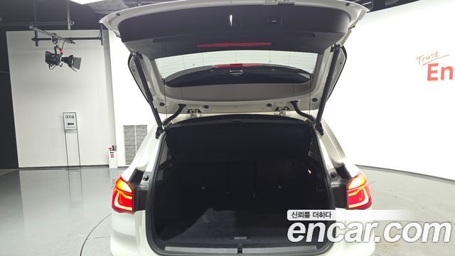 BMW X1 2018 — photo 30