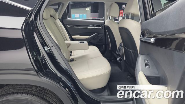 Kia Seltos 2023 — photo 12