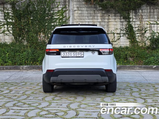 Land Rover Discovery 2019 — photo 5