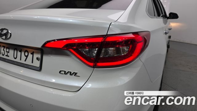 Hyundai Sonata 2017 — photo 9