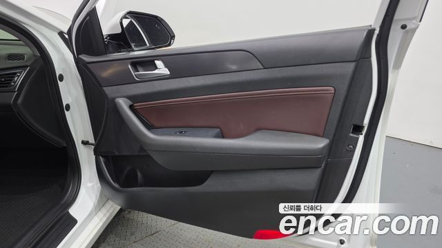 Hyundai Sonata 2017 — photo 14