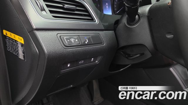 Hyundai Sonata 2017 — photo 32