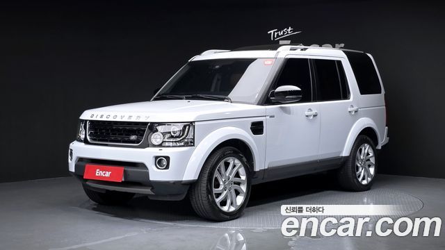 Land Rover Discovery 2016 — photo 1