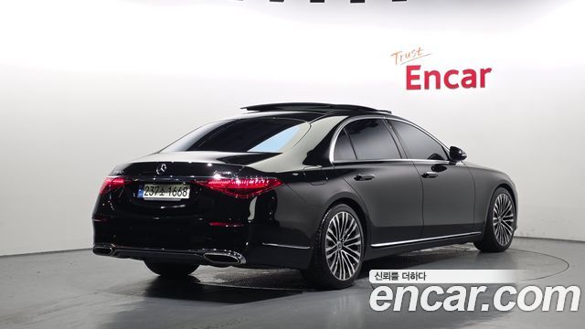 Mercedes-Benz S-Class 2021 — photo 2