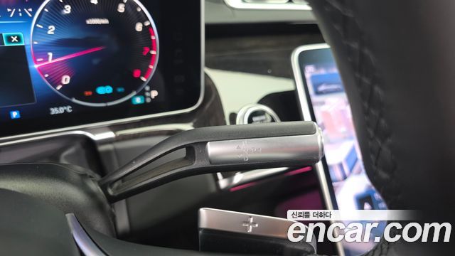 Mercedes-Benz S-Class 2021 — photo 12