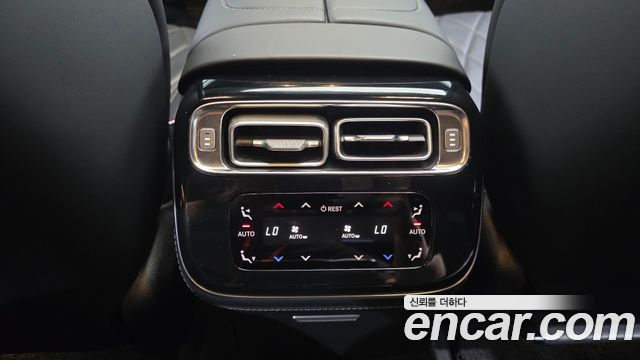 Mercedes-Benz S-Class 2021 — photo 37