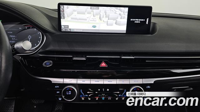 Genesis G80 2021 — photo 14
