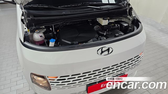 Hyundai Staria 2022 — photo 6
