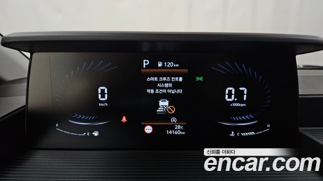 Hyundai Staria 2022 — photo 11