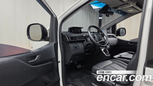 Hyundai Staria 2022 — photo 13