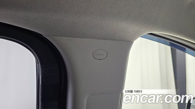 Hyundai Staria 2022 — photo 24