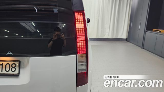 Hyundai Staria 2022 — photo 9