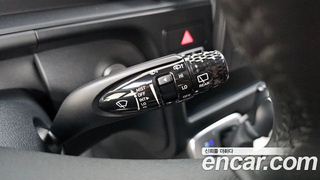 Hyundai Staria 2022 — photo 28