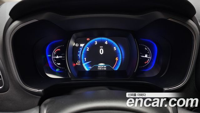 Renault Korea QM6 2023 — photo 11