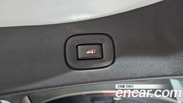 Renault Korea QM6 2023 — photo 31