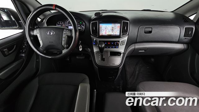 Hyundai Starex 2019 — photo 10